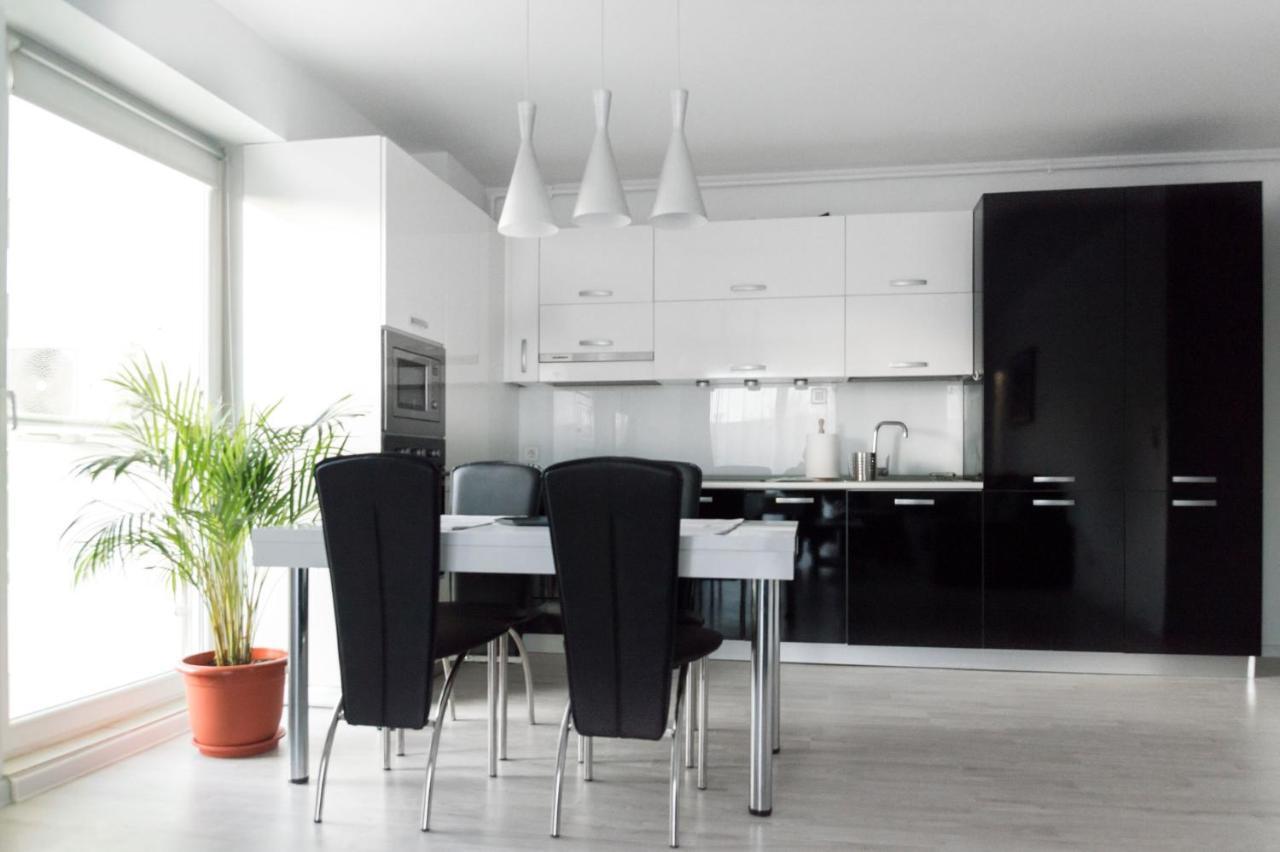 Airport Residence - Apartment Across From Otopeni Airport 外观 照片